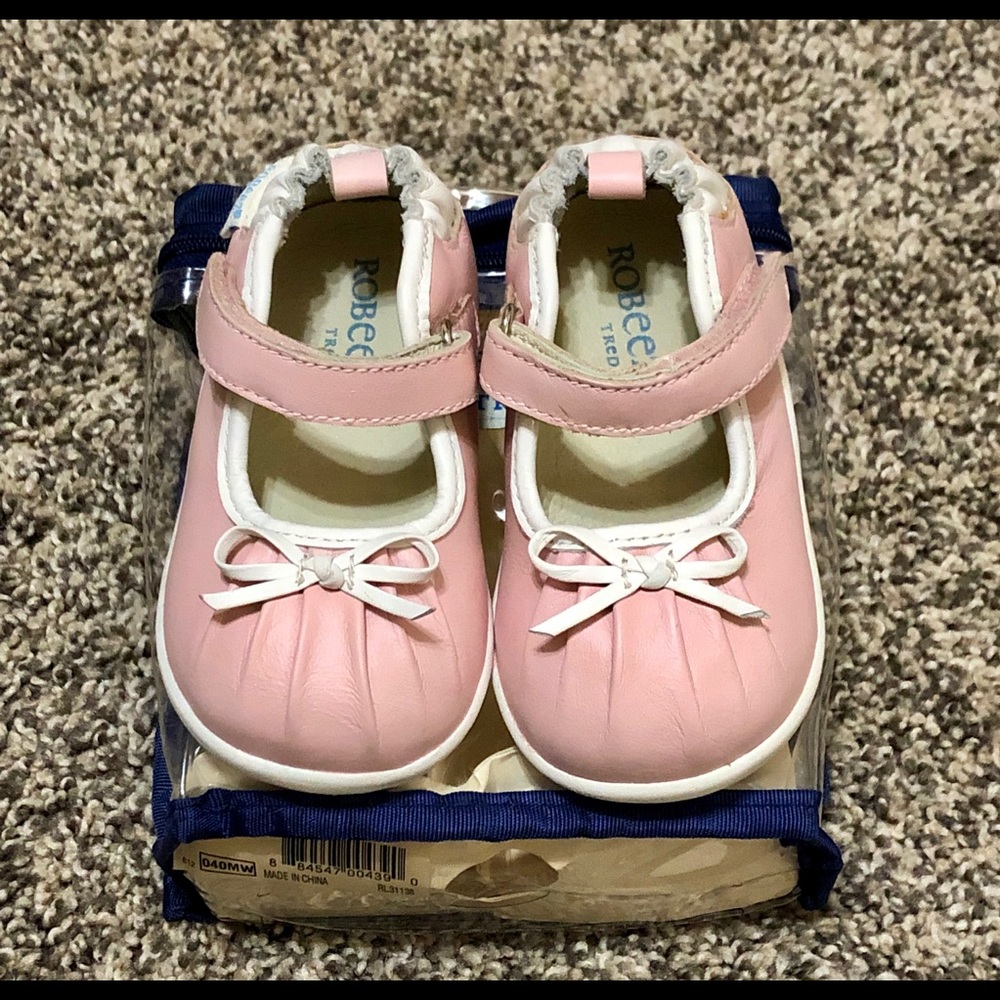 NEW Robeez Petite Bow Mary Jane Leather Shoes